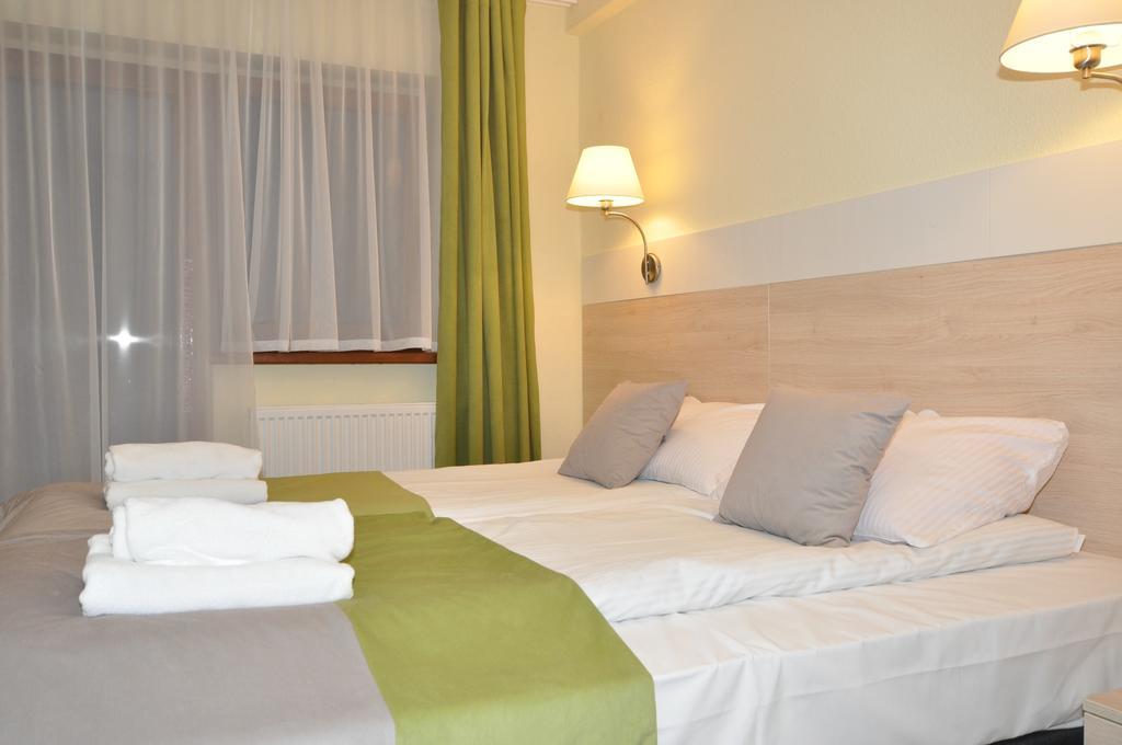 Zebrzydowice Pass Hotel מראה חיצוני תמונה